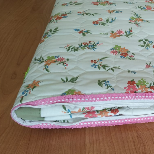 Tek Kişilik Bahar Desenli-Sürpriz Yastık