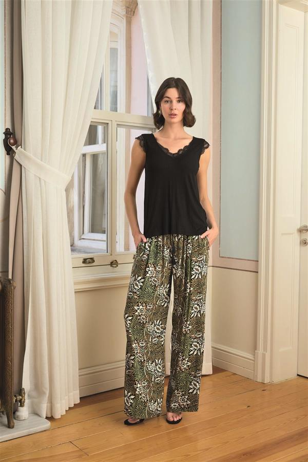 Arias Dolap Çiçek Yaprak ve Etnik Desenli Dantelli 3'lü Pijama Takımı