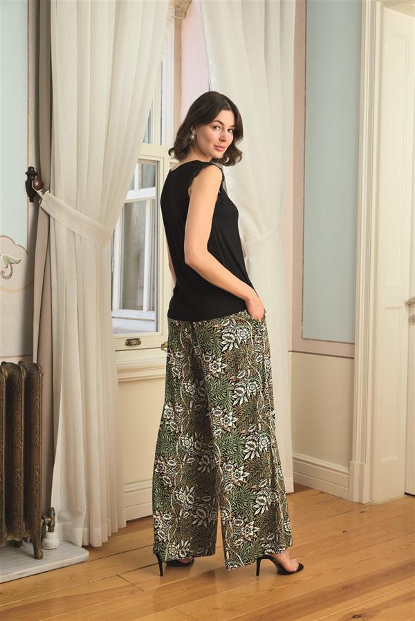 Arias Dolap Çiçek Yaprak ve Etnik Desenli Dantelli 3'lü Pijama Takımı