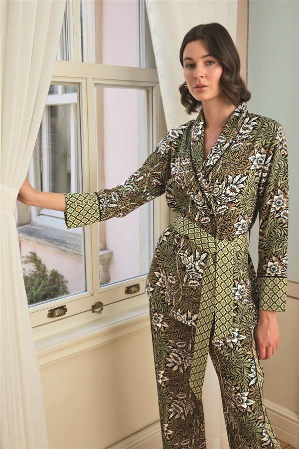 Arias Dolap Çiçek Yaprak ve Etnik Desenli Pijama Takımı