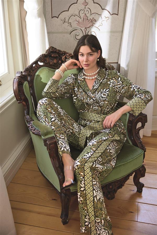 Arias Dolap Çiçek Yaprak ve Etnik Desenli Pijama Takımı