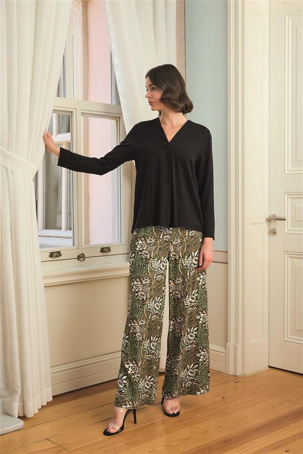 Arias Dolap Çiçek Yaprak ve Etnik Desenli Uzun Kollu Pijama Takımı