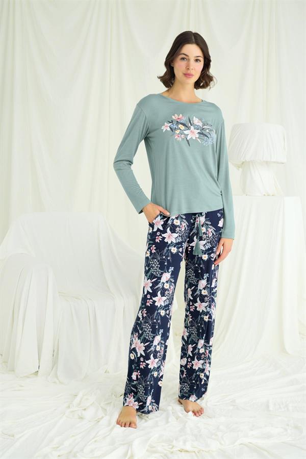 Arias Dolap Çiçek ve Yaprak Desenli Baskılı Pijama Takımı