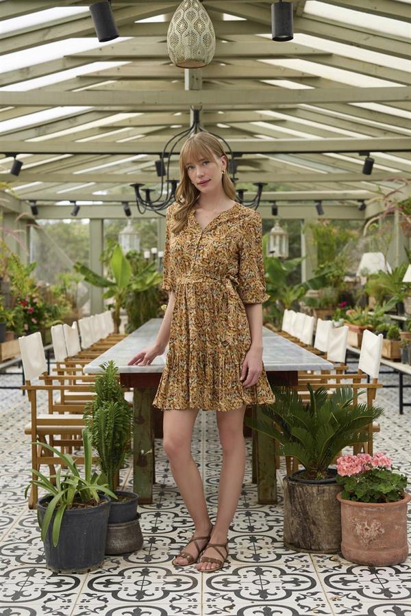 Arias Dolap %100 Viskon Çiçek ve Yaprak Desenli Kuşaklı Elbise