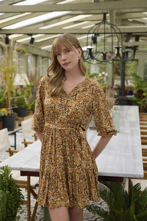 Arias Dolap %100 Viskon Çiçek ve Yaprak Desenli Kuşaklı Elbise