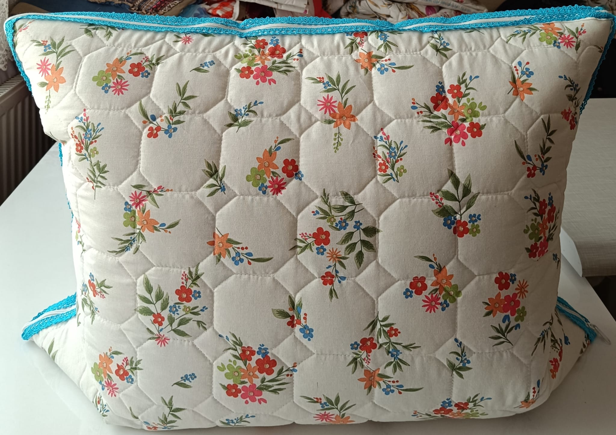 Çift Kişilik İnce Yorgan-Sürpriz Yastık