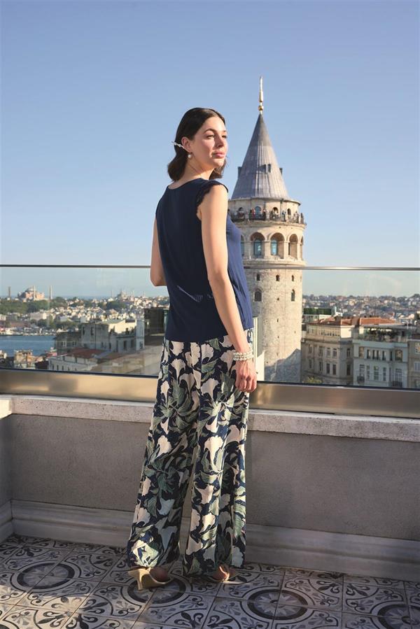 Arias Dolap Yaprak Desenli ve Dantelli 3'lü Pijama Takımı