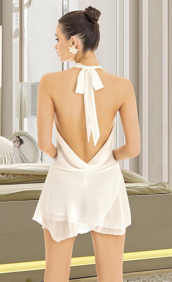 Arias Dolap Beyaz Sırt ve Göğüs Dekolteli Fantezi Mini Elbise