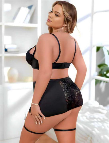 Arias Dolap Büyük Beden Siyah Dantel İşlemeli Dekolteli Jartiyer Takımı