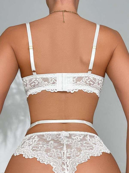 Arias Dolap Kalp Aksesuarlı Dantelli Beyaz Fantezi Jartiyer Takım 