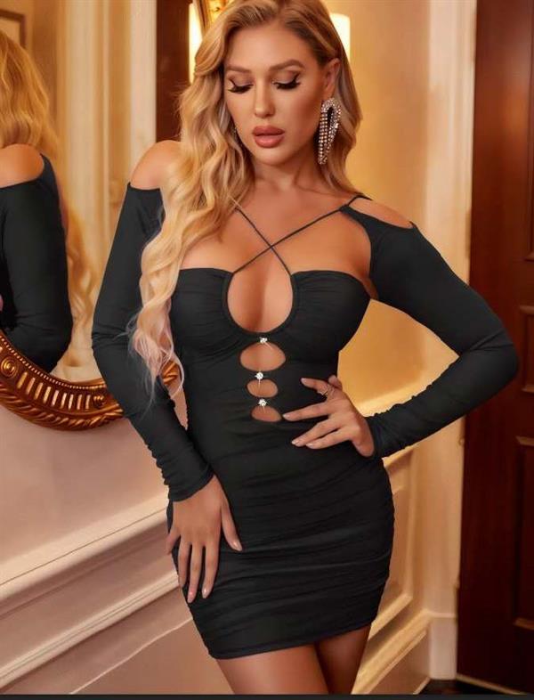 Arias Dolap Siyah Göğüs Dekolteli İp Detaylı Mini Club Elbisesi